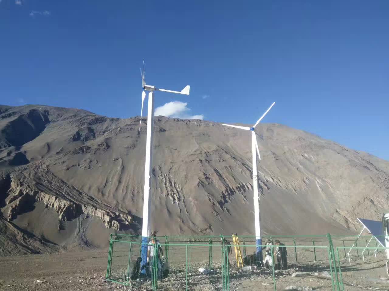 Domestic Wind Turbines - Use Wind Turbines to Power Your Home