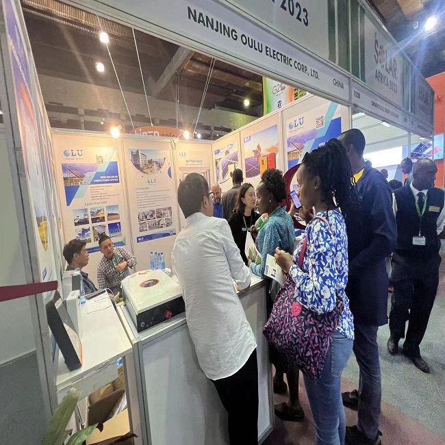 Oulu Brand New Energy Products Shine Brightly at the Solar Africa Kenya Exhibition!
